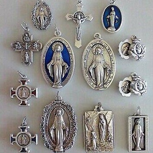 Catholic Lot Red Blue Enamel Most Popular Medals Miraculous Medal St Benedict Lourdes Medals Lockets