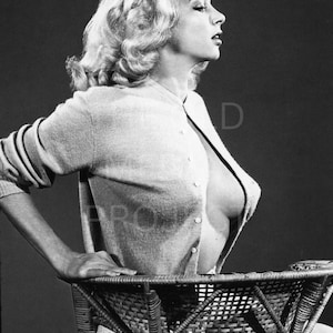 Sexy Blonde Eve Meyer 1950&#39;s Bombshell Photo Print - Vintage Pin-up Print - Classic Beautiful, Sexy Woman Photo - Classic Sexy Model