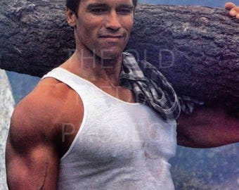 Arnold Schwarzenegger Commando Photo Print, Vintage 1985 Action Movie Poster, Bodybuilding Icon Wall Art, Retro 1980s Film Still Decor