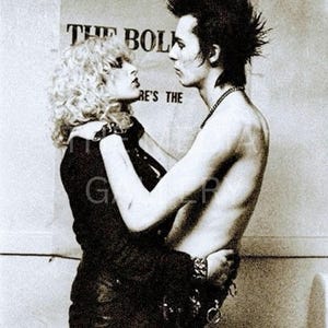 Sid Vicious & Nancy Spungen, London 1978 fototryck - Sid och Nancy - Sid Vicious foto - The Sex Pistols - Rock and Roll konstfoto