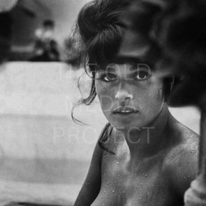 Senta Berger Sexy Actress Cleavage in Tub Sexy Photo Print - Vintage Pin-up Print - Classic Beautiful, Sexy Woman Photo - Classic Sexy Model