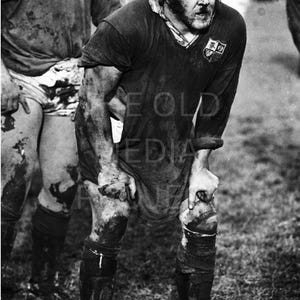 Graham Price Bloody on Field Photo Print - Rugby Player Photo - Retro Rugby Memorabilia - Retro Classic Vintage Rugby Photo - Classic Sports
