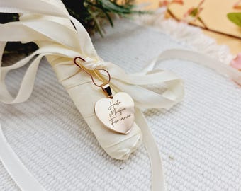 Brautstrauß Anhänger | Memorial für den Brautstrauß | Personalisierter Charm für dein Brautstrauß | Anhänger mit Wunschtext