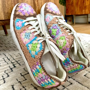 Custom-made crochet trainers sneakers sports shoes for adults and children