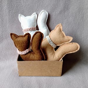 Cat toy, natural product, cats made of felt, filled with sheep&#39;s wool, organic catnip or valerian, cat fun, gift for cats
