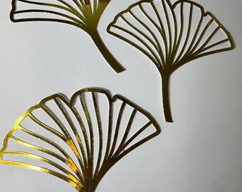 pack of 3 ginko leaf gold metallic cake charm