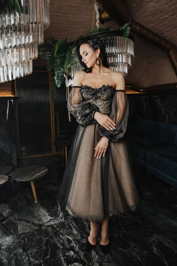 Black tea sale length wedding dress