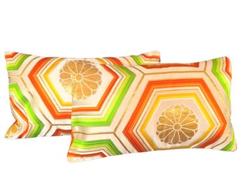 Housse de coussin kimono vintage en soie : coussin brodé de chrysanthèmes, décoration japonaise