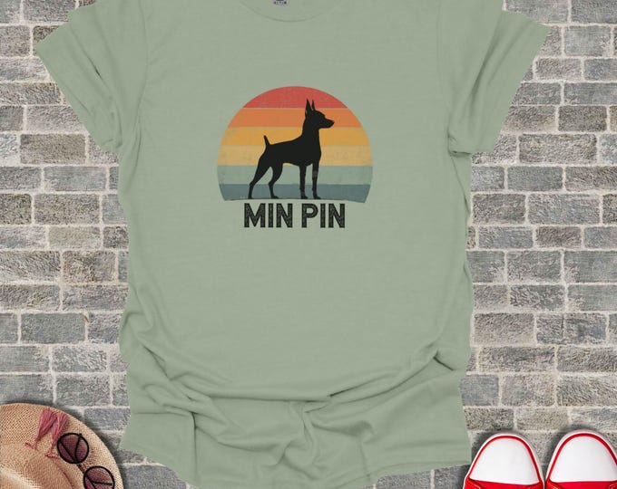 MIN PIN Dog Silhouette Retro Sunset Style T-Shirt