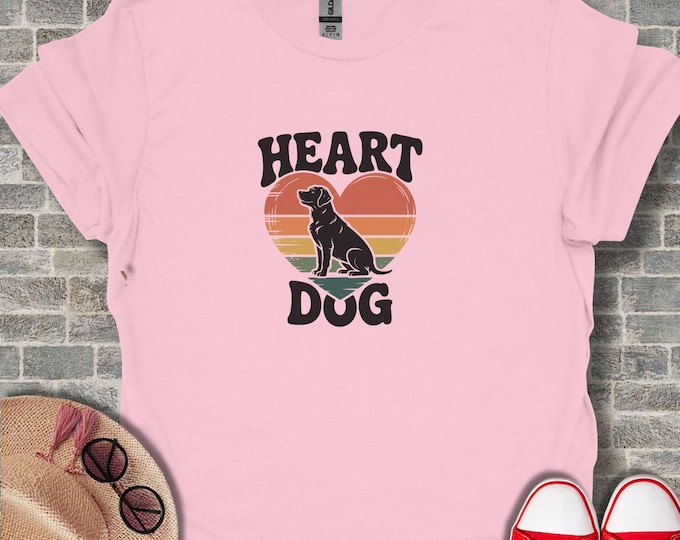 Heart Dog Labrador T-Shirt, Retro Labrador Tee, Vintage Style Dog Lover Gift, Labrador Mom Dad T-Shirt, Labrador Heart T-Shirt