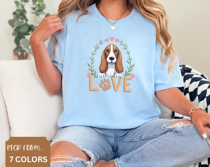 Dog Mom Graphic Tee Funny Basset Hound Clothing Basset Design Paw Print Heart Wreath Floral Style Comfort Tee Black Color