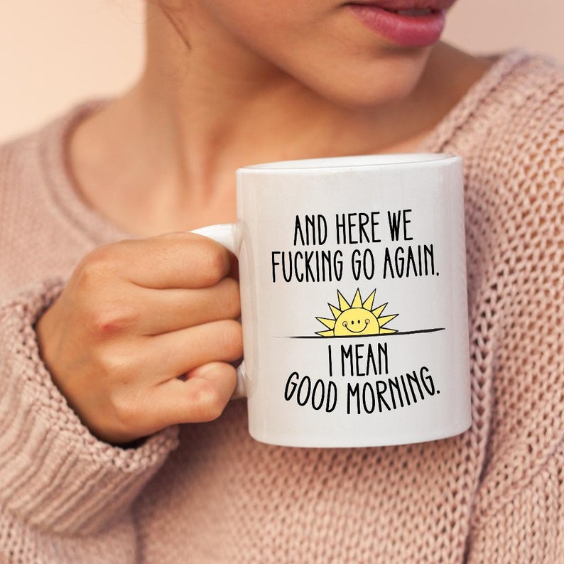 Taza grande para bebedores de café Y aquí vamos otra vez Taza de regalo para bebedores de té Taza de café grande Tazas hermosas Taza para bebedores de té Taza de regalo para amigos Taza para mamá imagen 7