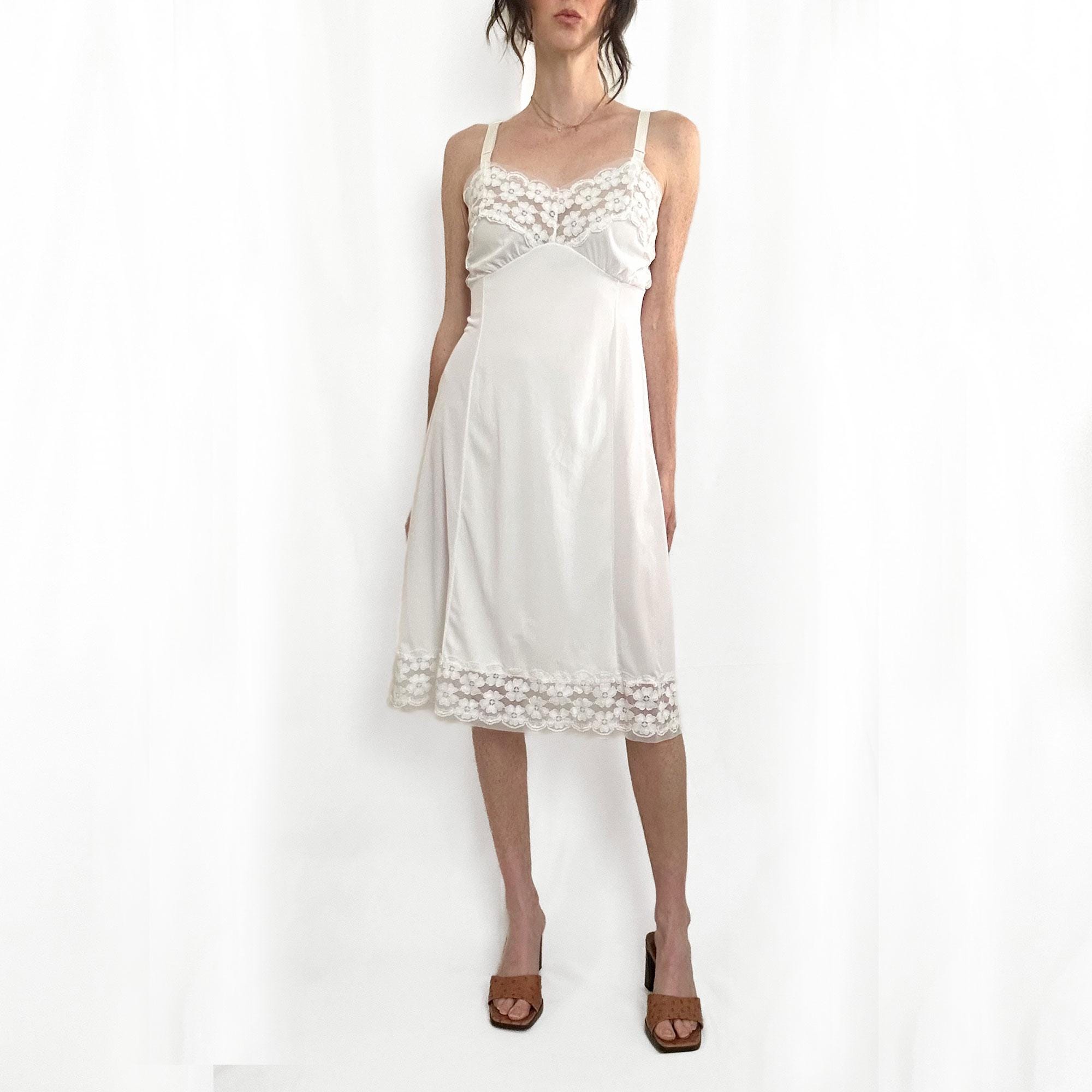 Vintage 1940s White Cotton Eyelet Slip / Slip Dress // M - Etsy