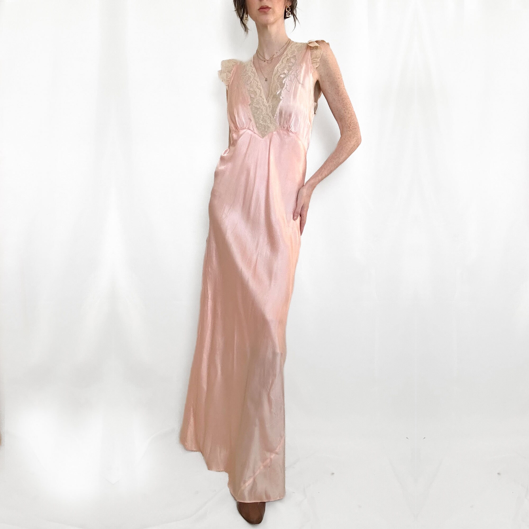 00s pink pinstripe maxi slip (M/L)