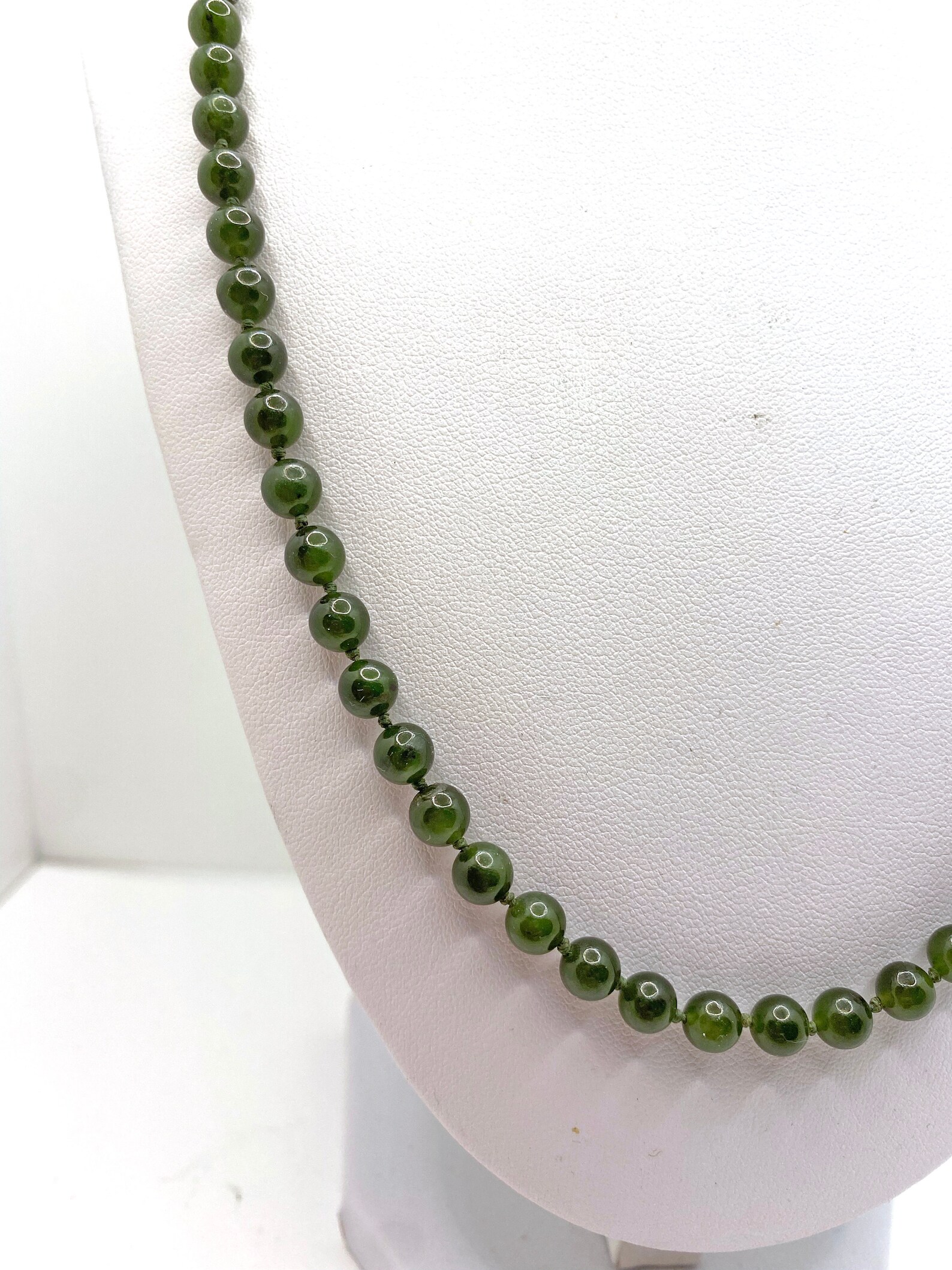 Antique Knotted 1960s Spinach Jade Necklace Etsy