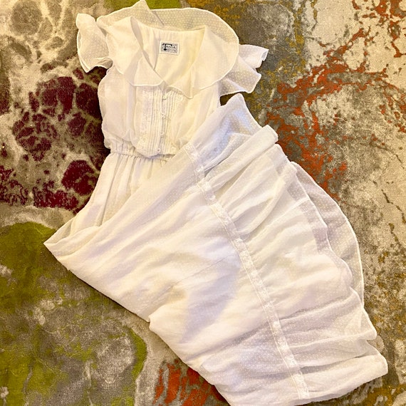 1970s Trivia by Charm of Hollywood white maxi dress Gem