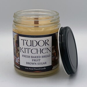 Tudor Kitchen Candle  - Wood Wick Candle | House of Tudor | Baking Scent Candle - Bread, Pie | British History Gift for Tudor Fans