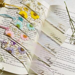 Personalized Floral Resin Bookmark with Iridescent Pearl Bottom