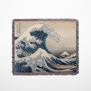 Great Wave Off Kangawa Woven Throw Blanket, Hokusai Ocean Wave Japanese Decor Retro Mount Fuji Woven Tapestry, Woven Picnic Beach Blanket