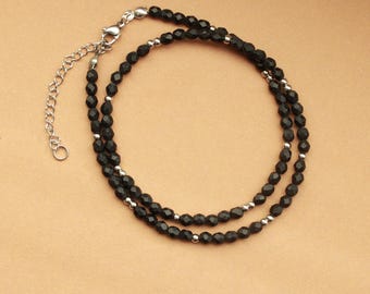 Schwarze Perlenkette mit Edelstahlperlen in Silber, Halskette Schwarz Matt