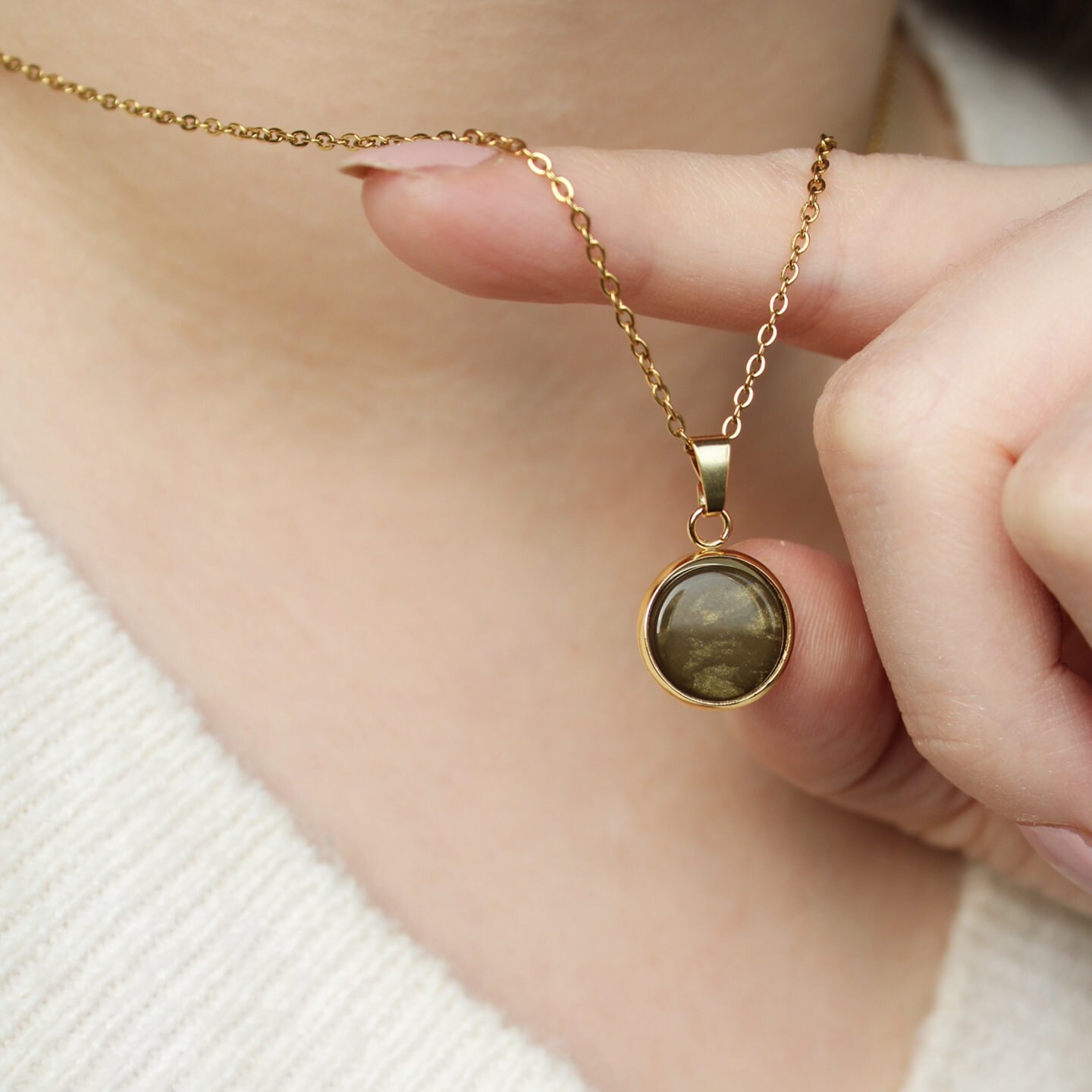 Gold Necklace Made of Stainless Steel Pendant With Army Green