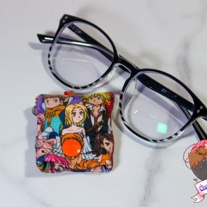 Anime Eyeglass Wipe Pouch, Nerdy Sunglass Cleaning Cloth, Tablets, Cell Phone Wipe, Travel Microfiber Fabric, Geeky Cute Accessories