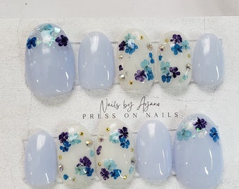 Dried flower nails, Press on nails, Japanese nails, blue nails,  pastel nails, baby blue
