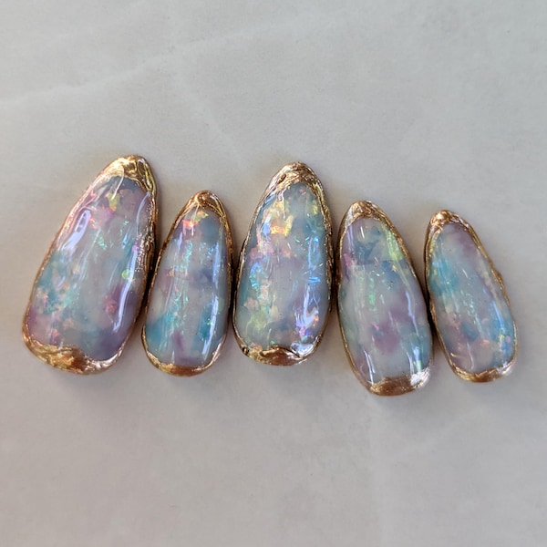 Uñas postizas Opal / Uñas iridiscentes Aurora / Brillo holográfico / Juego de uñas reutilizables de lujo hecho a mano