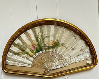 Mid 1800’s Mother Of Pearl And Silk Folding Fan In Frame