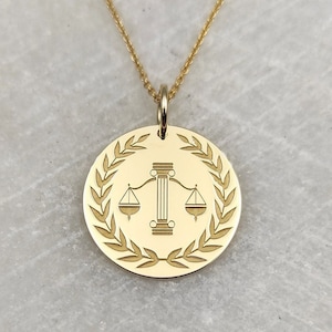 9K Solid Gold Symbol Of Justice Necklace, Dainty Scales Of Justice Coin Pendant, Personalized The Balance Disc Charm, Gold Justice Jewelry