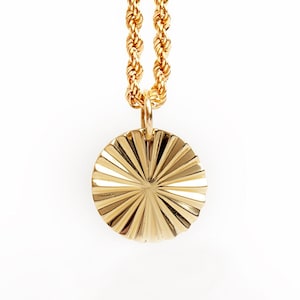 14K Real Solid Gold Sun Pendant, Dainty Hand-Carved Sun Necklace, Personalized Sun Disc Jewelry, Gold Sun Ray Coin Charm, Sun Necklace
