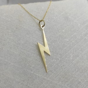 Lightning Necklace, 14K Gold Pendant, Engraved Lightning Charm, Dainty Gold Pendant, Thunderbolt Necklace, Thunder Pendant, Gold Lightning