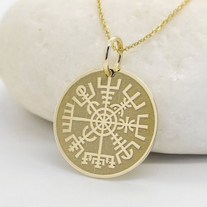 14K Solid Gold Viking Compass Necklace, Gold Coin Vegvisir Compass Pendant, Personalized Viking Compass Charm, Nordic Compass Jewelry
