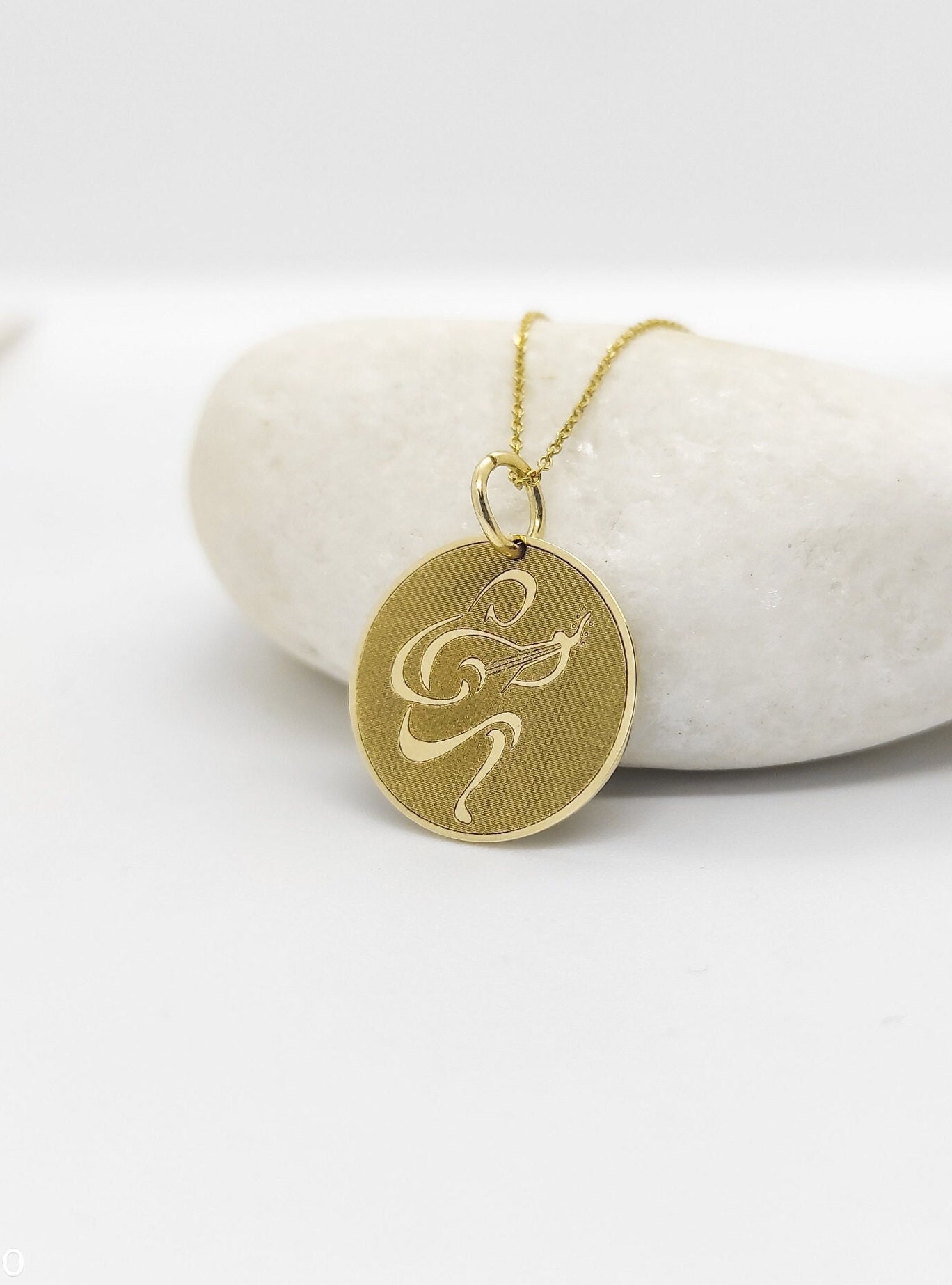 14K Real Gold Guitar Musician Disc Pendant, 14K Solid Gold Guitarist Necklace, Dainty Personalized Guitar Lover Jewelry, Musician Gold Charm