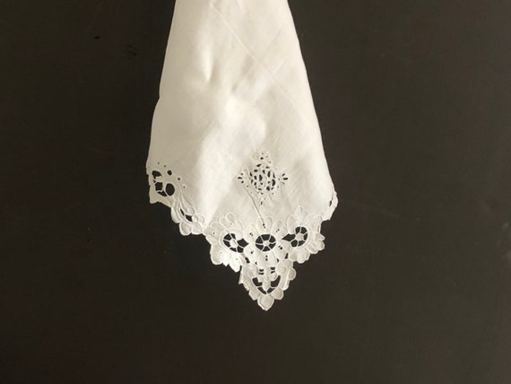Stunning antique cutwork handkerchief, Wedding ha… - image 3