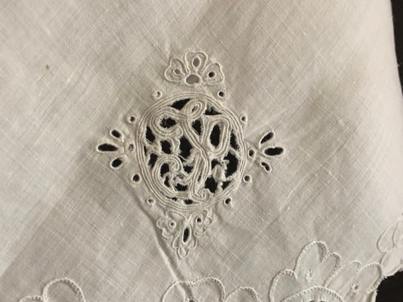 Stunning antique cutwork handkerchief, Wedding ha… - image 4