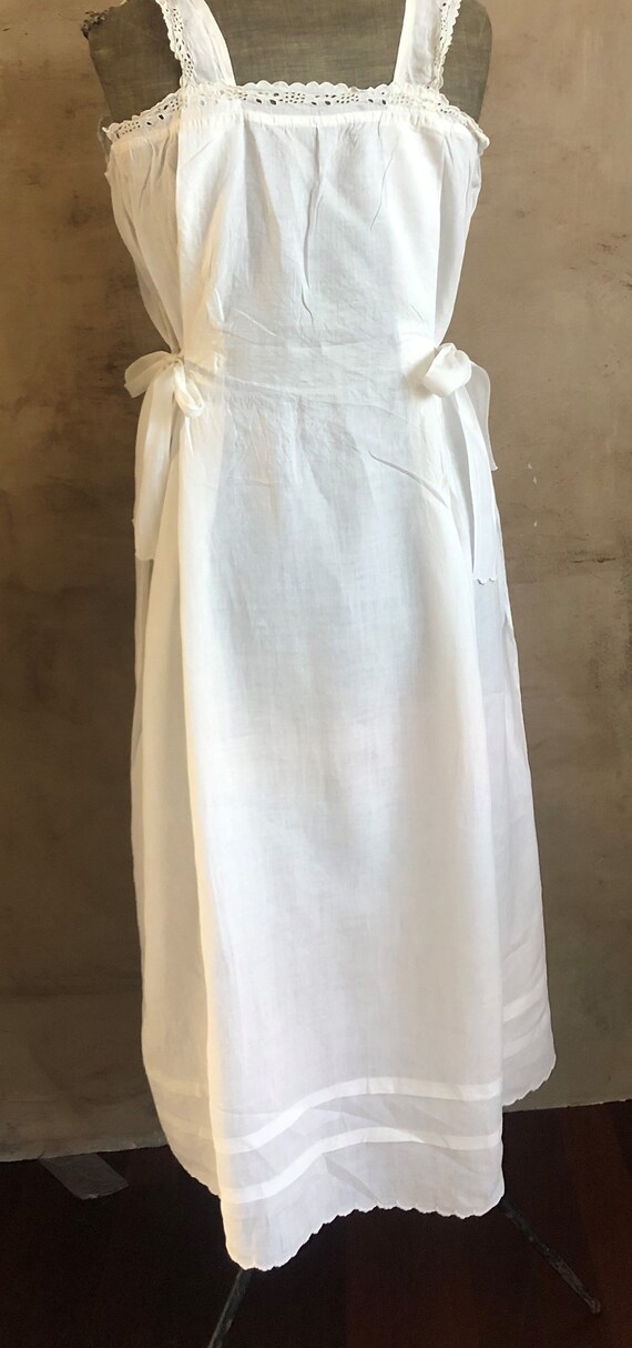 Beautiful Antique FRENCH linen long romantic dres… - image 8