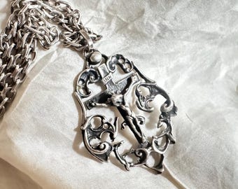 Splendido ciondolo a croce antico in argento sterling e spessa catena in argento sterling, ciondolo religioso, gioielli religiosi in filigrana