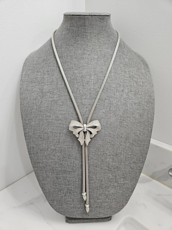 Vintage Silver Tone Mesh Trifari Bow Necklace