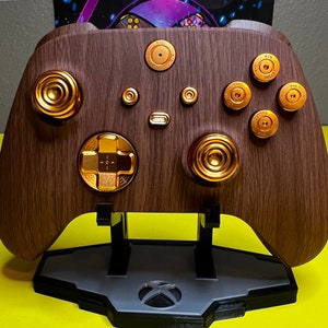 Real metal buttons - Wood theme - Custom Wireless Controller for Xbox Or PC