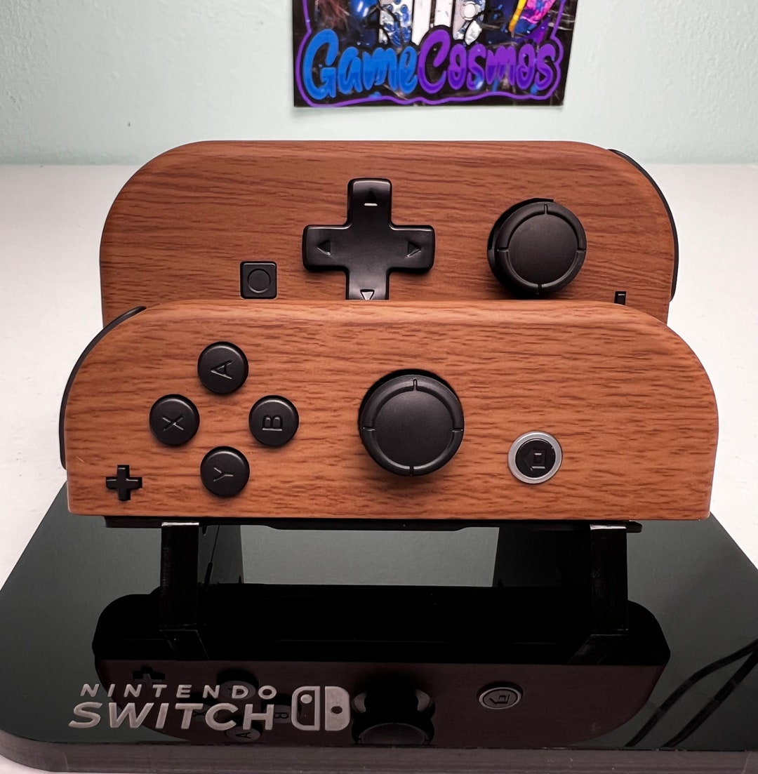 木目調ソフトタッチ - DPAD ブラックアクセント - Nintendo Switch用