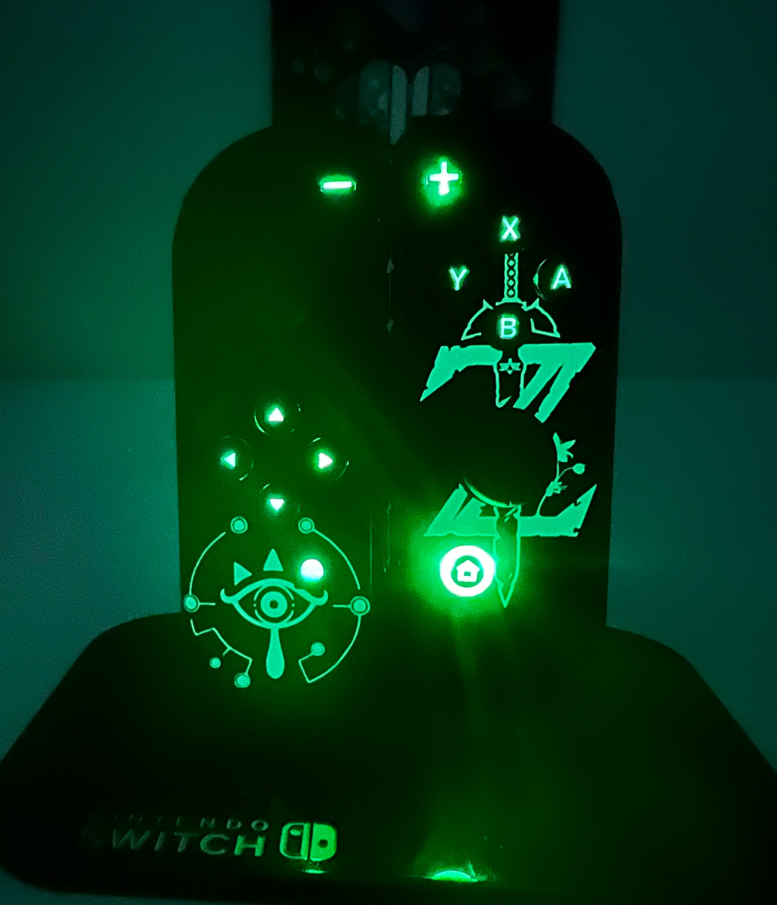 Zelda Theme - Glow in the Dark - RGB LED - Custom Joycons for the Nintend Switch
