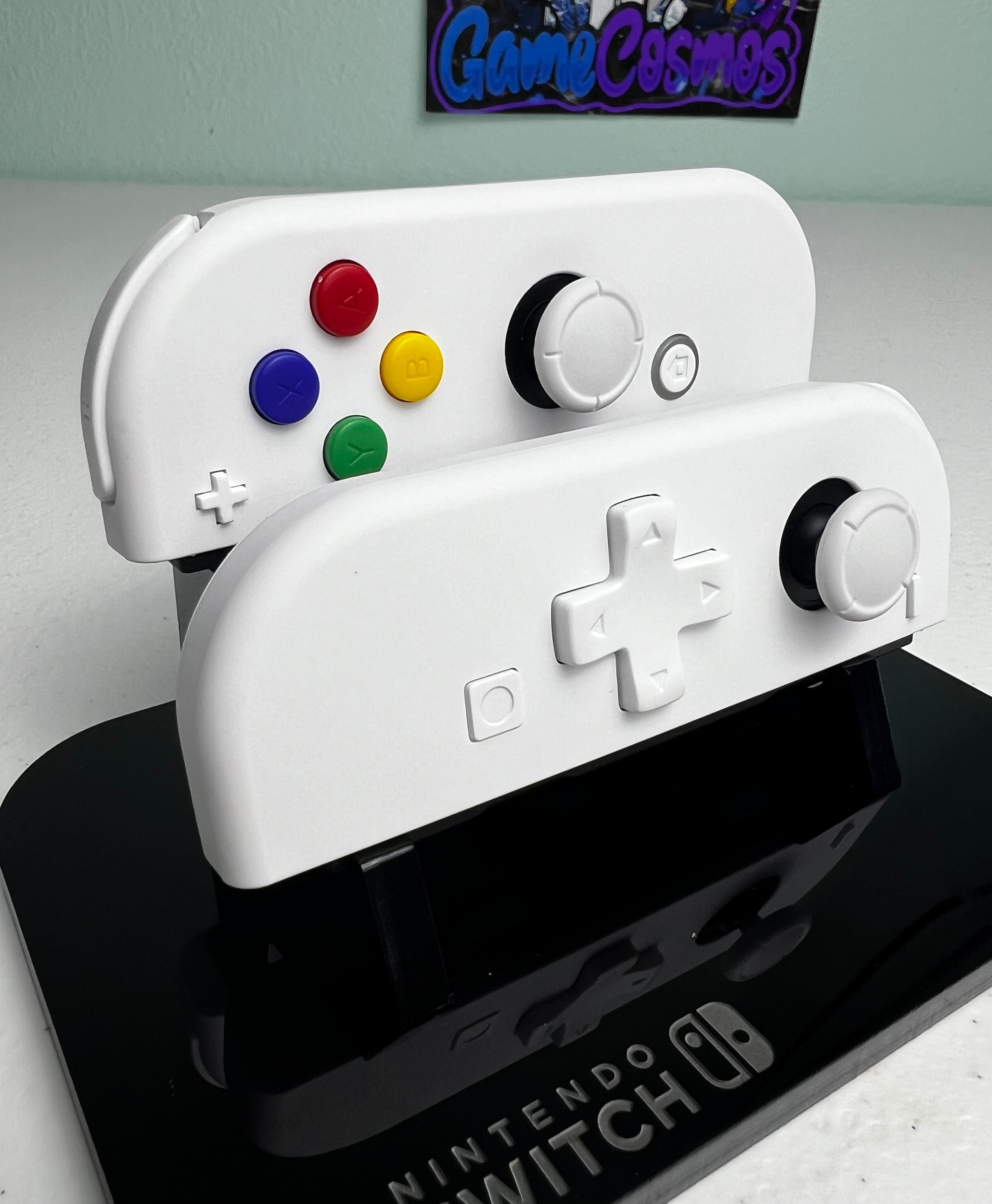 ボスベイビー　ジョイコンカスタム品 ソフトタッチホワイト十字キー - カラフルなABXYボタン - Nintendo