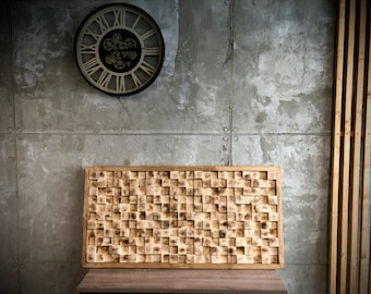 Könnte beinhalten: Ein rechteckiges Wandbild aus Holz mit einem Rastermuster aus Quadraten. Die Quadrate sind aus hellbraunem Holz gefertigt und haben eine leicht erhabene Textur. Das Wandbild ist in einem hellbraunen Holzrahmen gefasst.