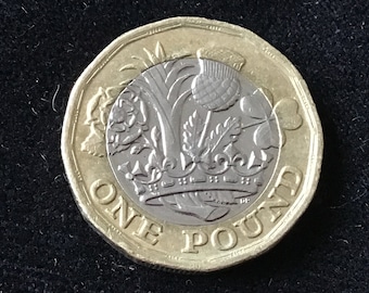 2016 1st British New BiMetalic 12 Sided Pound Coin