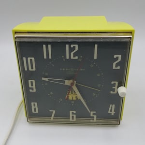 General Electric GE Telechron Clock Mid Century Vintage