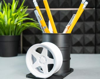 KNP/1552 Wheels Pen/Pencil Holder - Car Guy Accessories - Car Gifts - Drifting/JDM - Desk Organizer - Car Accessories - Automotive Gifts