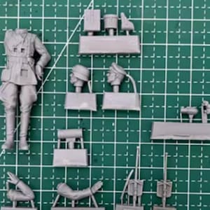 1/35 Resin Figure Model Kit German Soldier Officer Intantryman WW2 War Army Unpainted Unassembled