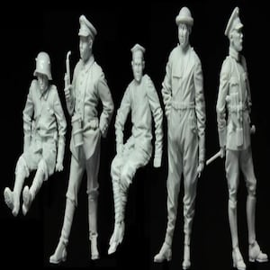 1/35 Resin Figure Model Kit 5 German Soldiers Tank Crew Tankers Tankmen No Tank War WW1 WWI Army Officer Unpainted Unassembled