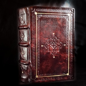 Leather Grimoire, dungeons & dragons, medieval tome, cosplay,handmade leatherbound book, blank book, RPG journal, notebook, book of shadows.